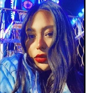 Meet your Posher, Carolina